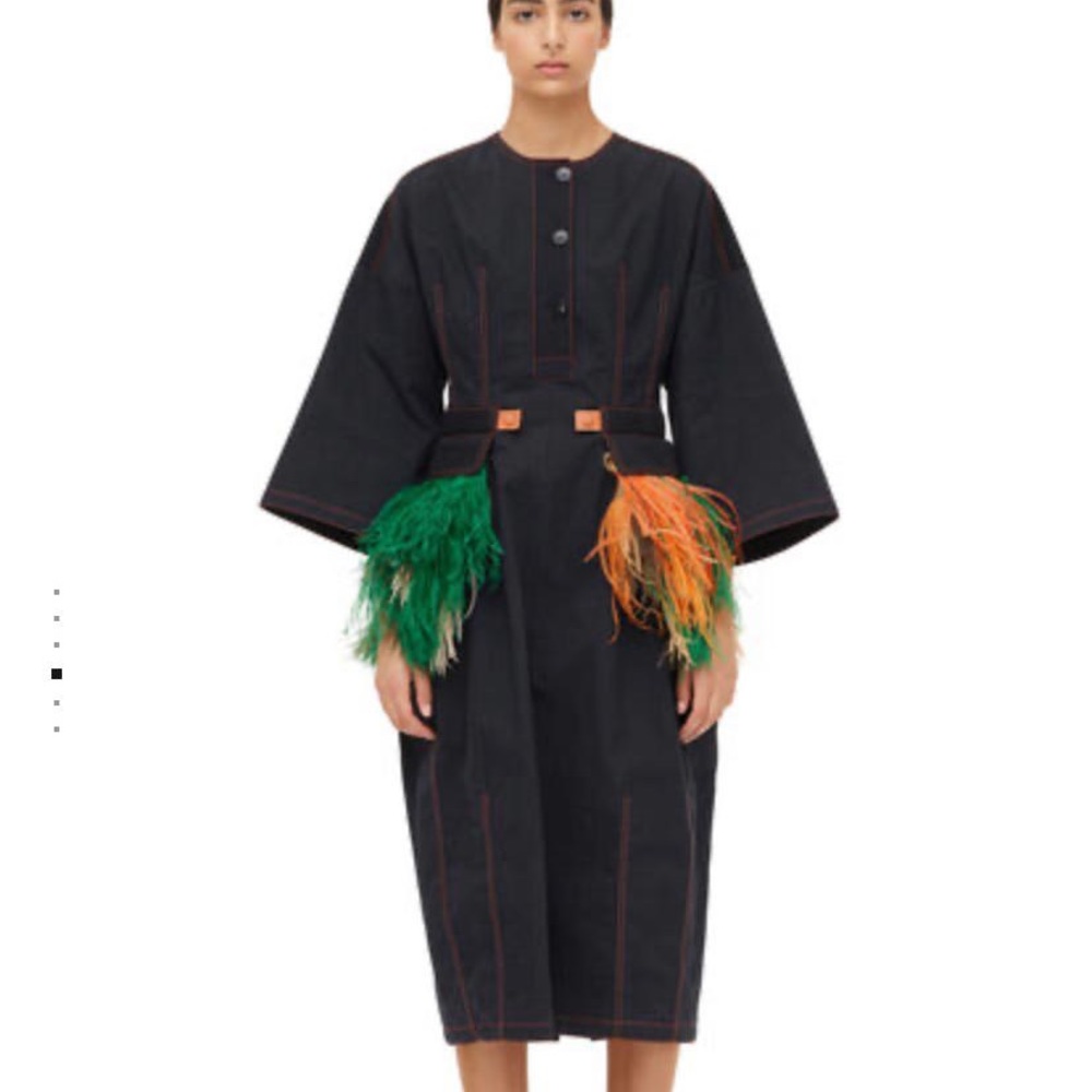 💥SOLD💥 Denim dress with ostrich feather detail - Picture 2 of 6